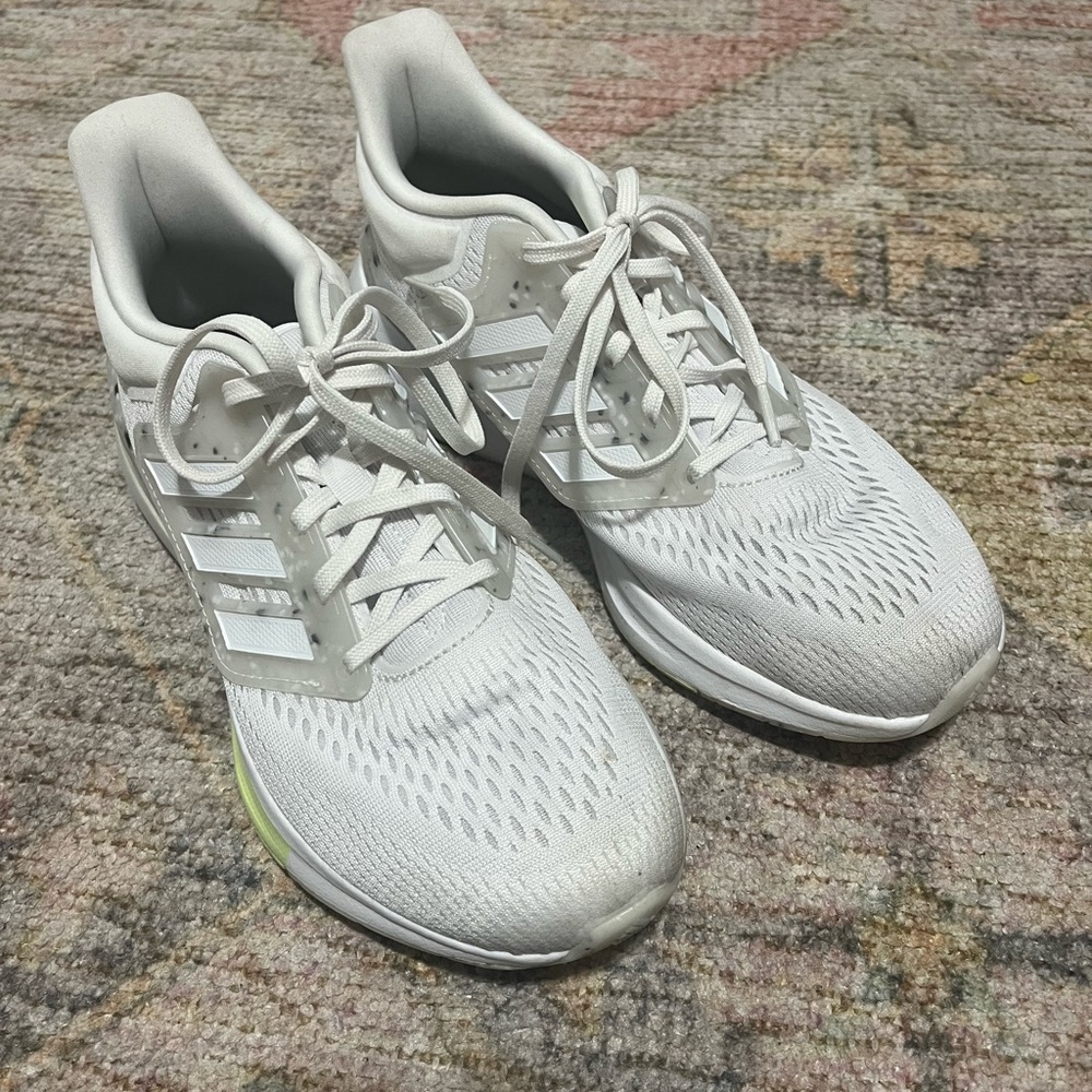 Adidas Bounce